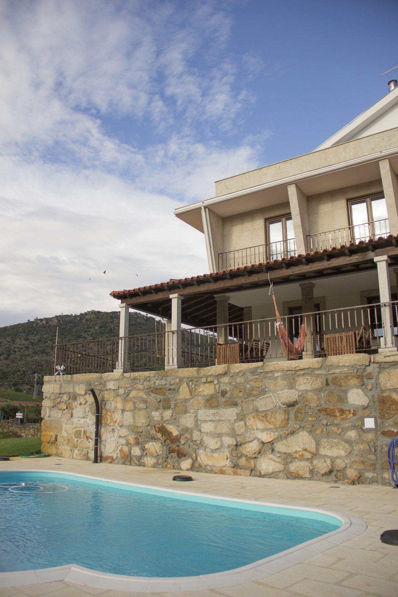 Piscina e exterior da Quinta do Palame